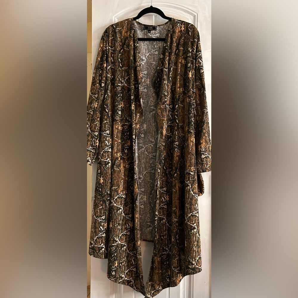 Long duster. 2x Autumn Woodland print